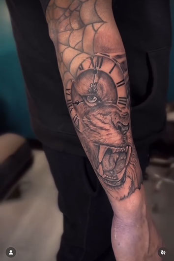 tattoo,aces,high,alex,rockoff,alexrockoff,west,palm,beach,traditional,neotraditional,beetle,beatle,flower,sunflower,floral,color