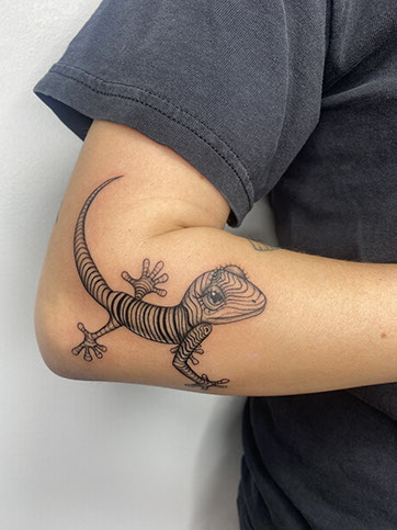 tattoo,aces,high,alex,rockoff,alexrockoff,west,palm,beach,traditional,neotraditional,beetle,beatle,flower,sunflower,floral,color