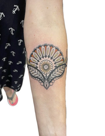 tattoo,aces,high,alex,rockoff,alexrockoff,west,palm,beach,traditional,neotraditional,beetle,beatle,flower,sunflower,floral,color