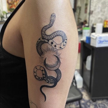 tattoo,aces,high,alex,rockoff,alexrockoff,west,palm,beach,traditional,neotraditional,beetle,beatle,flower,sunflower,floral,color