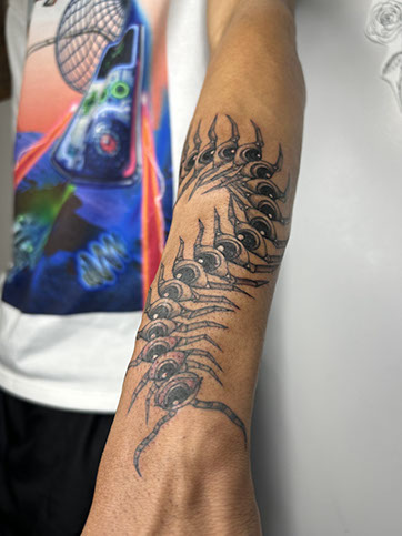 tattoo,aces,high,alex,rockoff,alexrockoff,west,palm,beach,traditional,neotraditional,beetle,beatle,flower,sunflower,floral,color